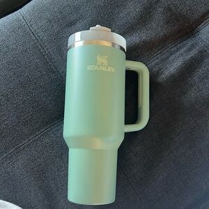 STANLEY 40oz SEAFOAM COLOR TUMBLER